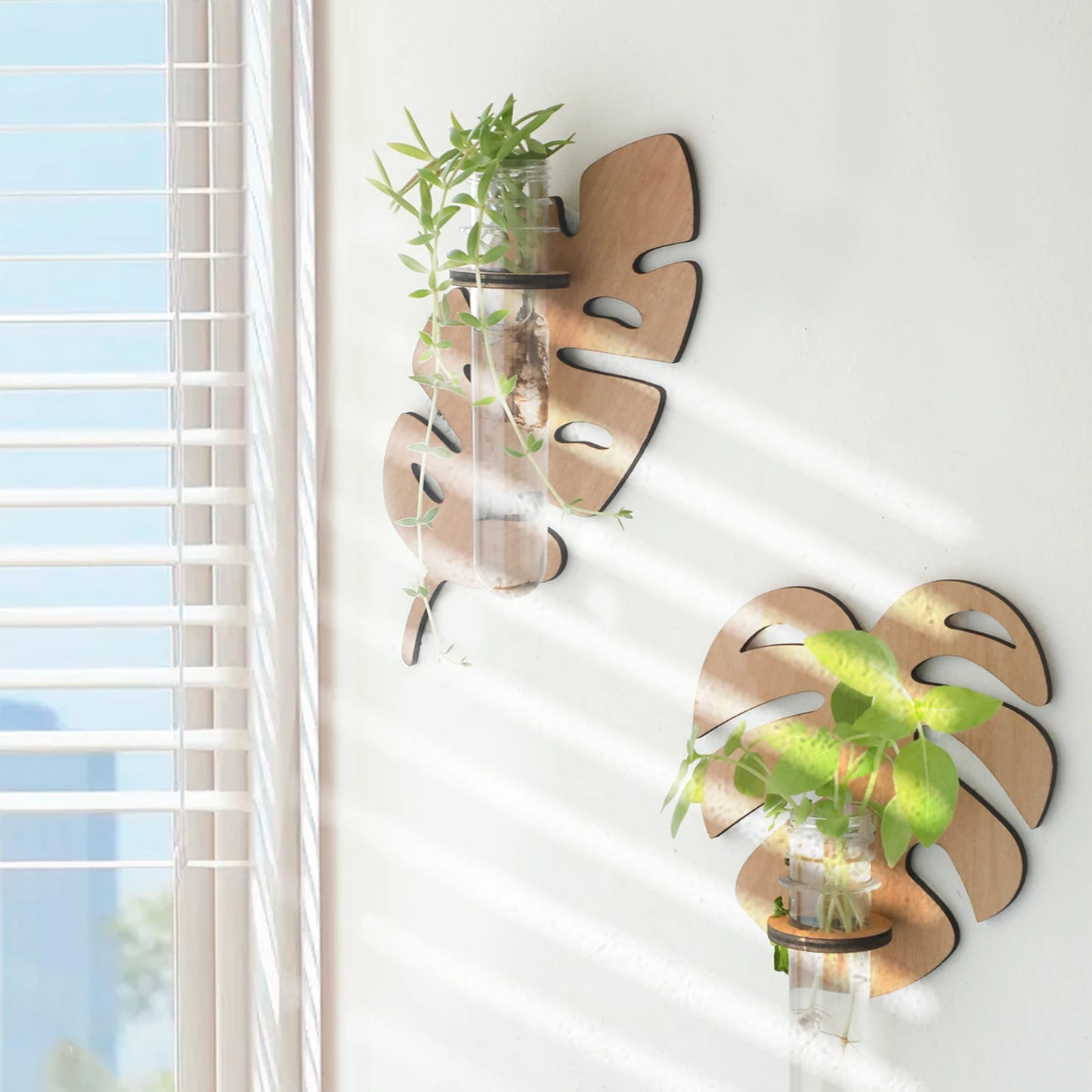 1/2 Pcs Wooden Monstera Leaf Shape Wall Mounted Hydroponics Tubes - Brand New